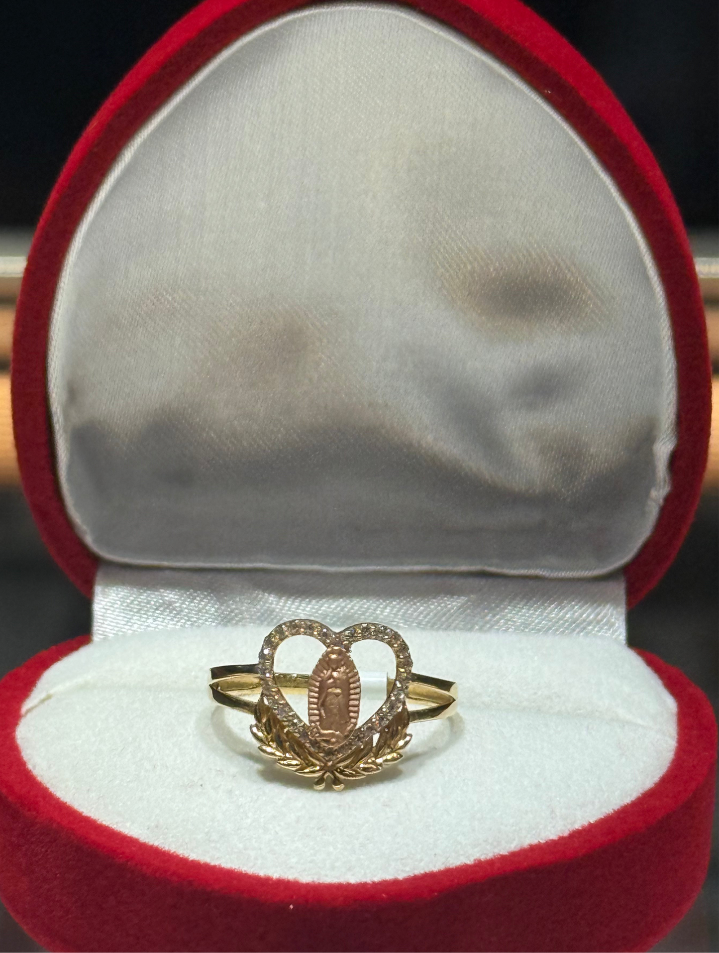 14k Heart Leaves Virgencita Ring