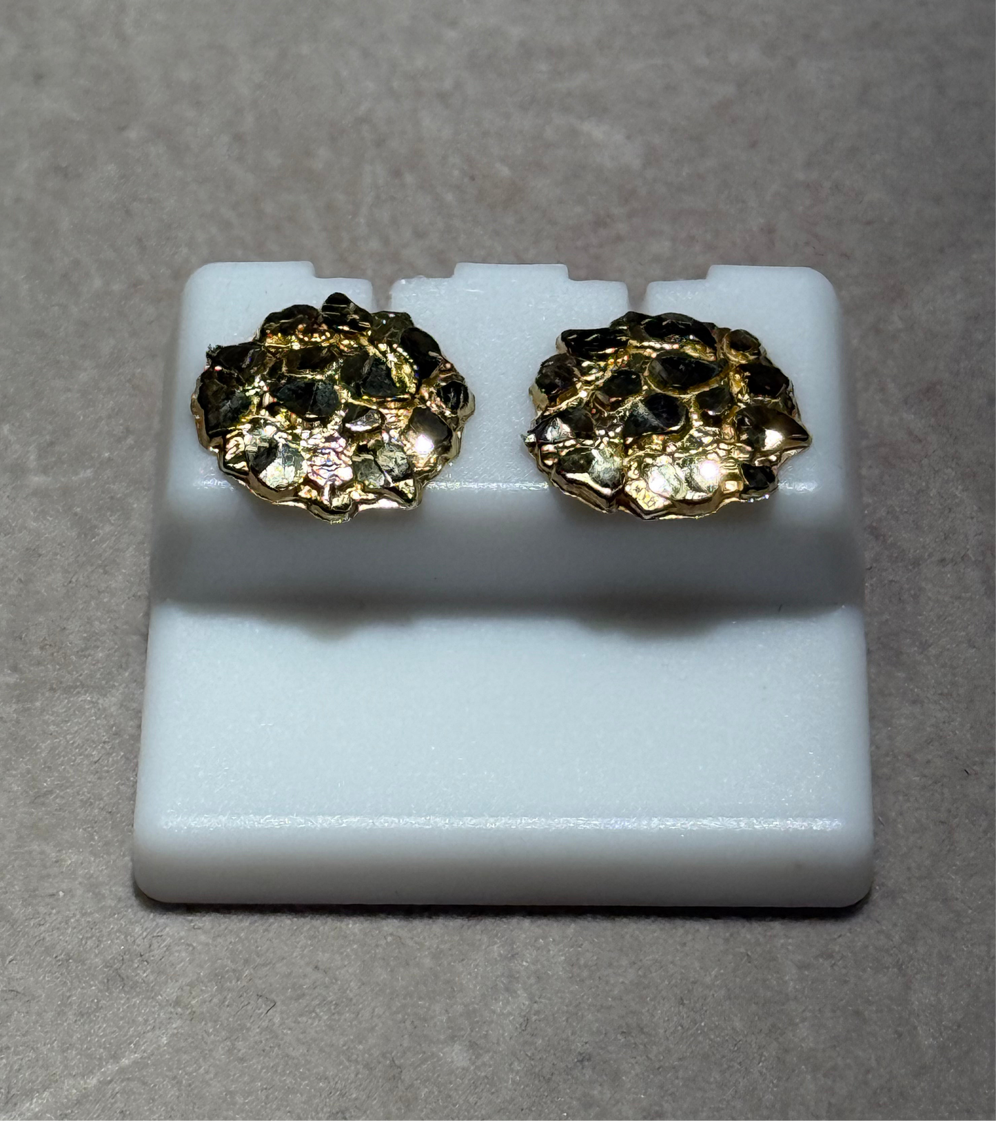 10k Nugget Heart Earrings