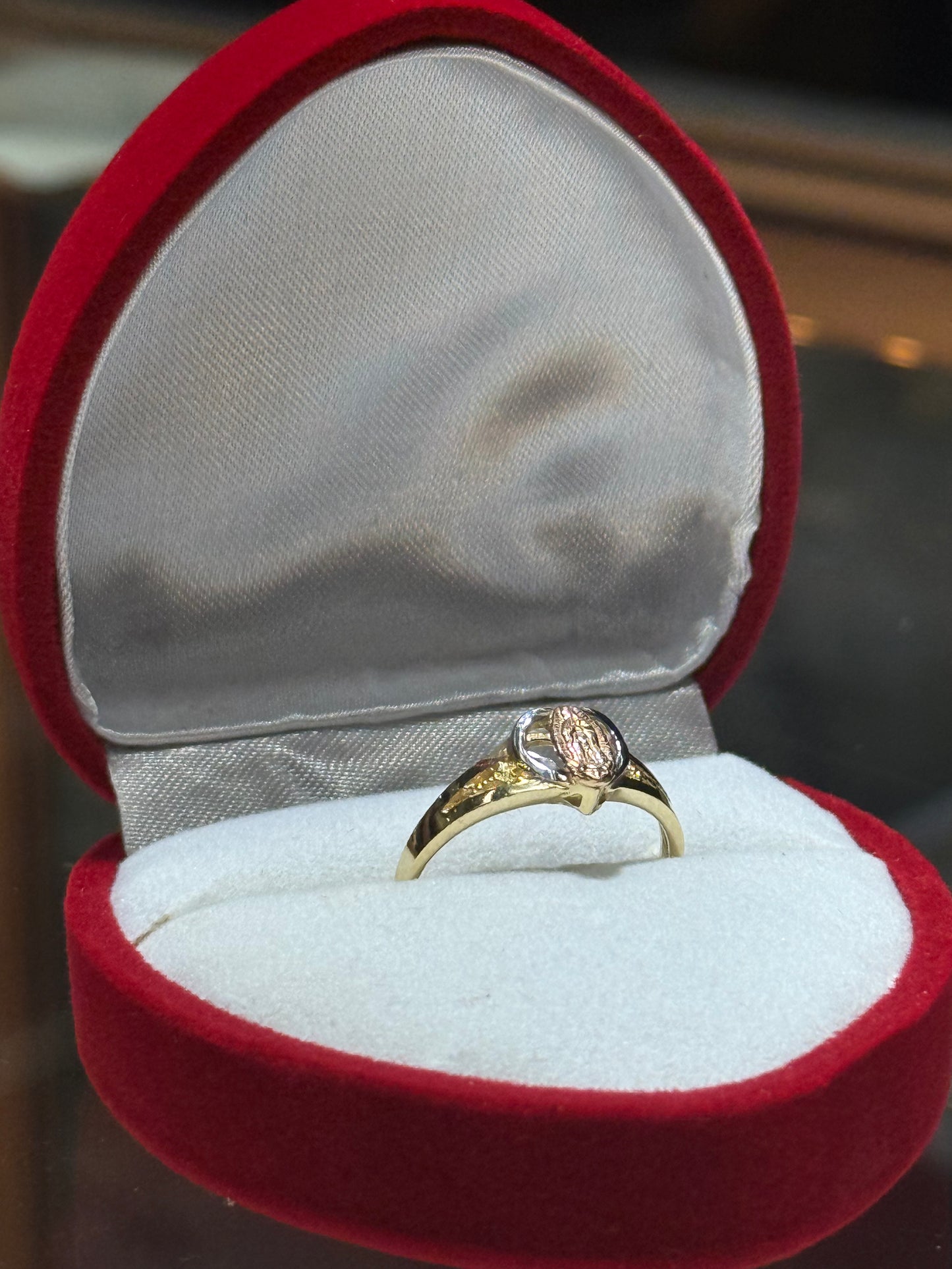 14k Heart Virgencita Ring