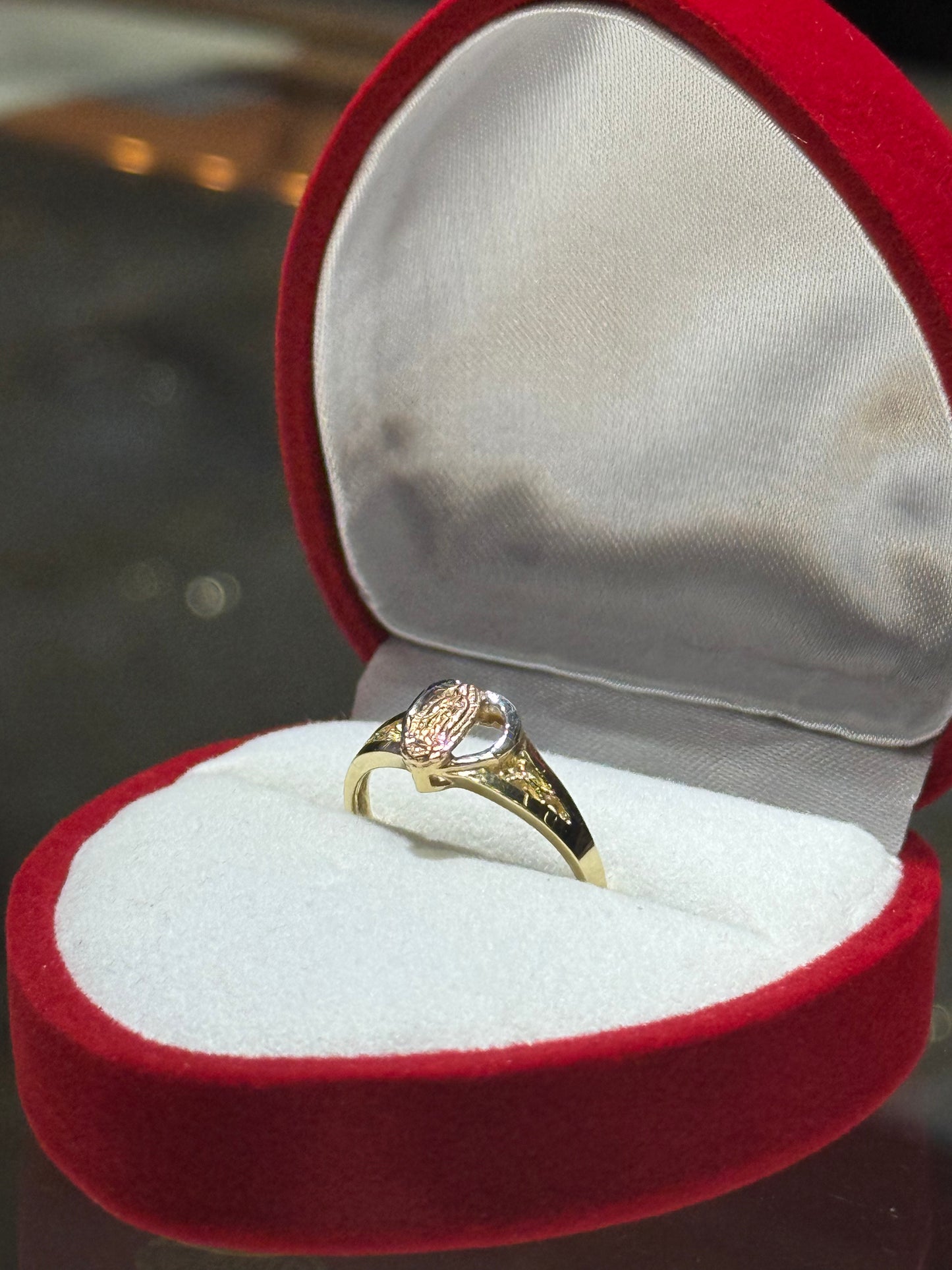 14k Heart Virgencita Ring