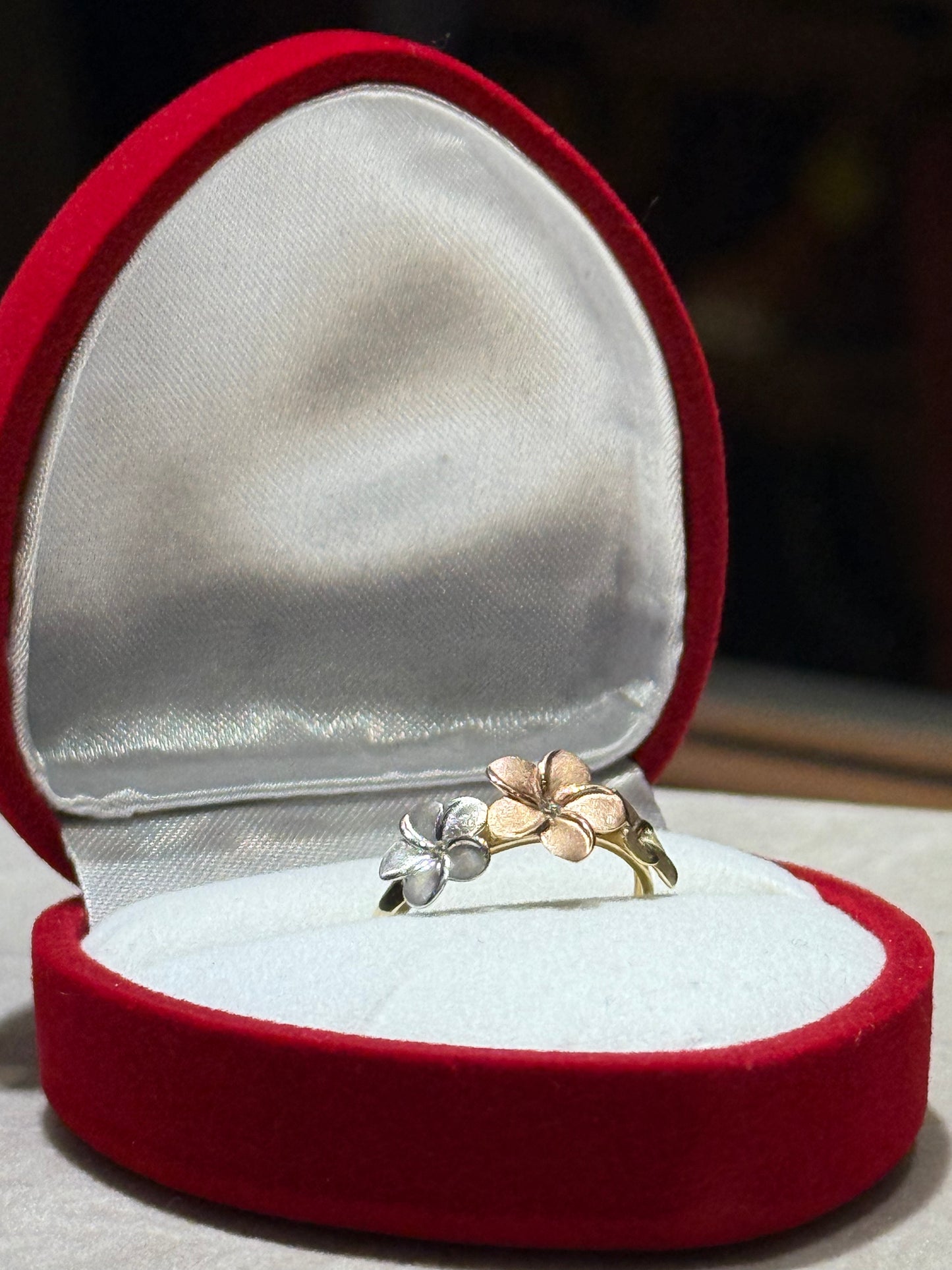 14k Hibiscus Flower Tri-Gold Ring