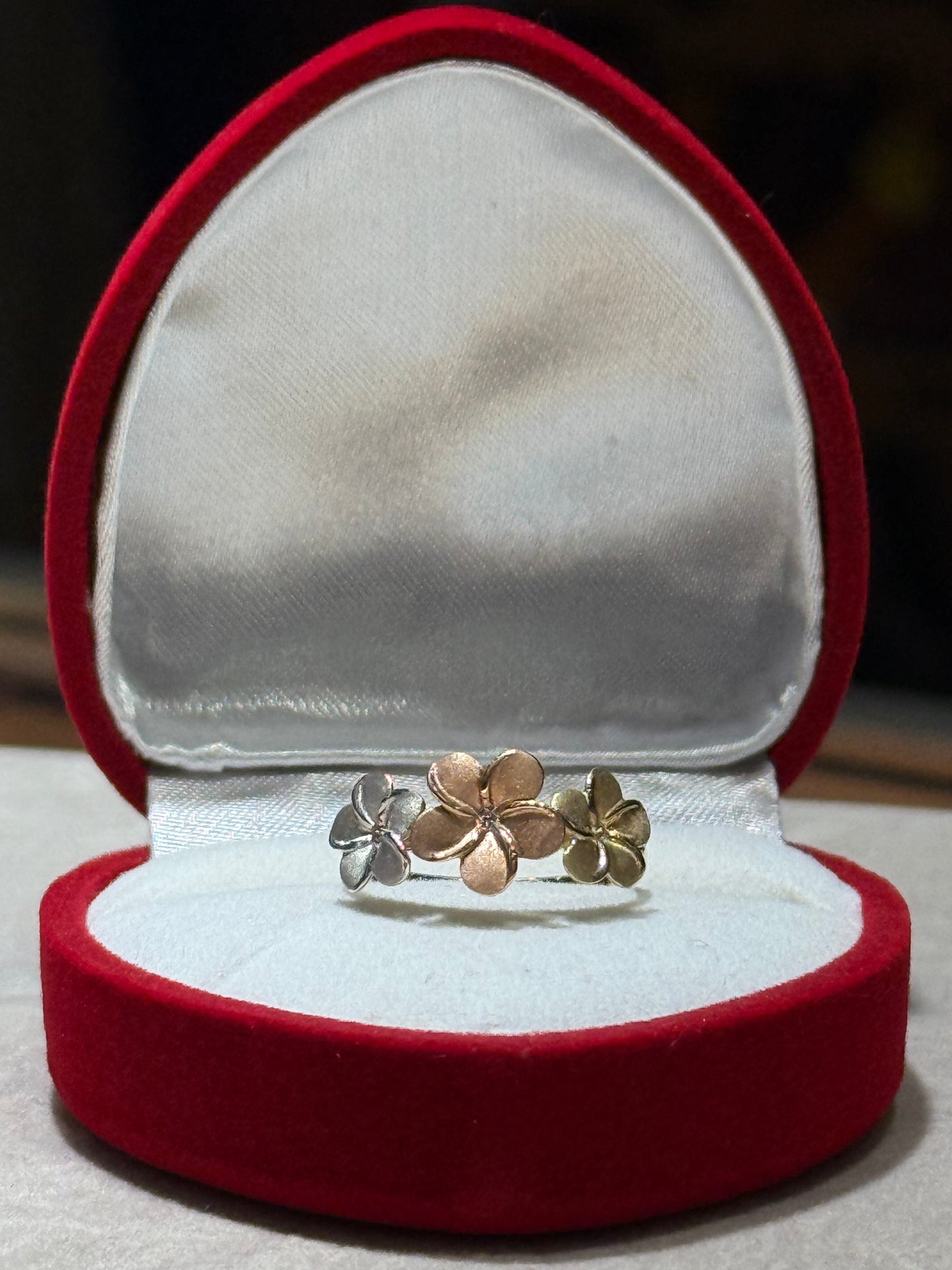 14k Hibiscus Flower Tri-Gold Ring