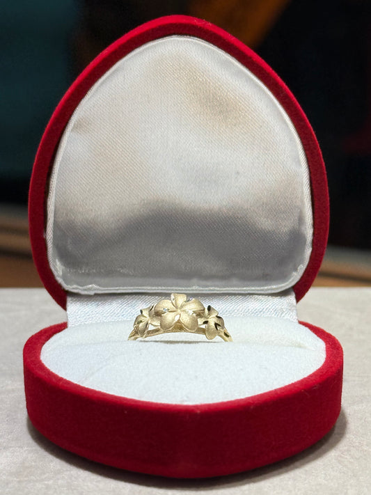 14k Gold Hibiscus Ring