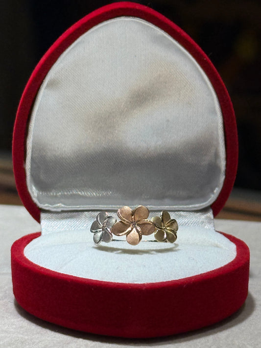 14k Hibiscus Flower Tri-Gold Ring